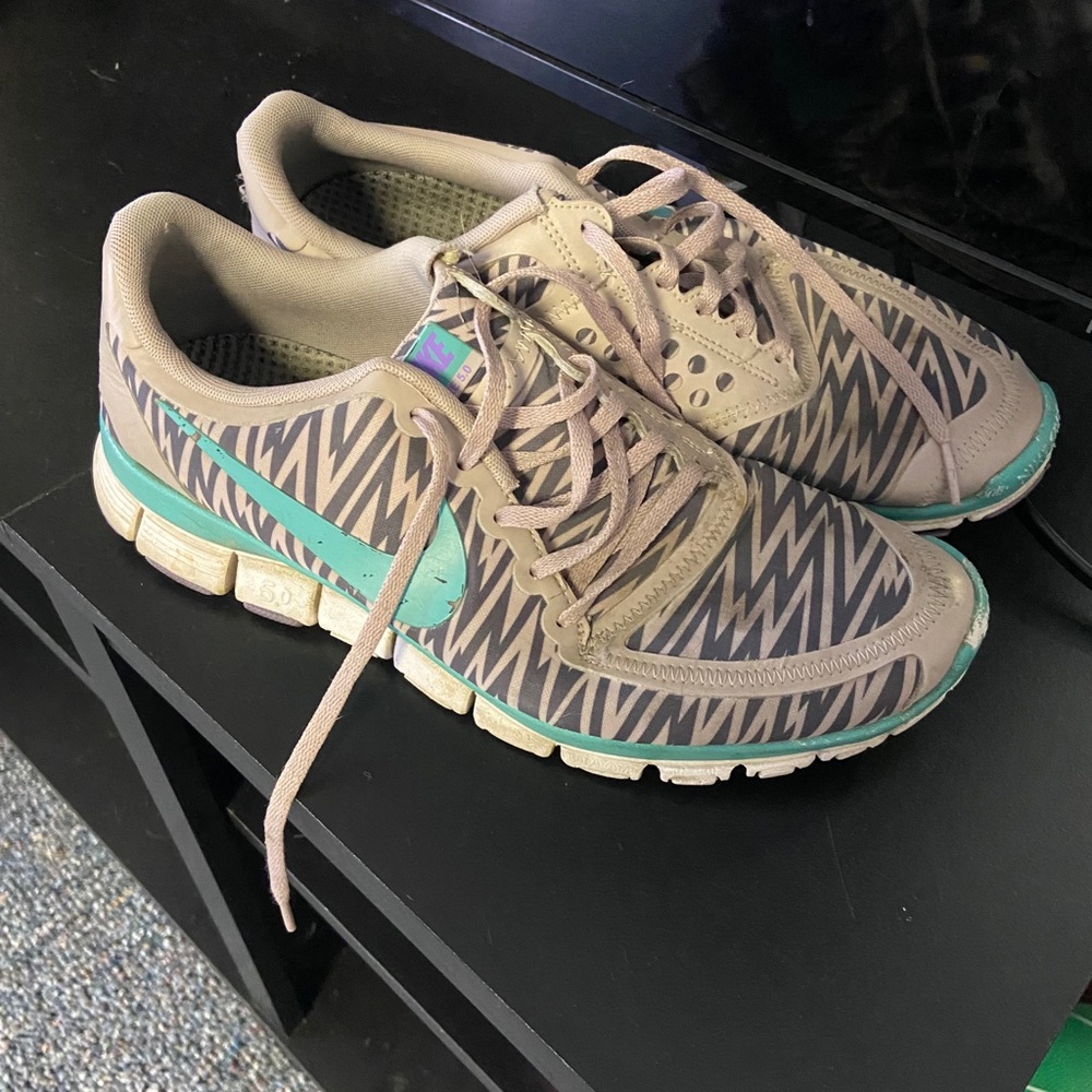 Nike Free 5.0 shoes